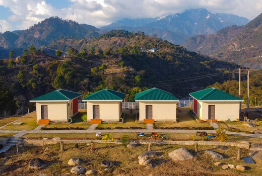 Dhauladhar View Village Residency