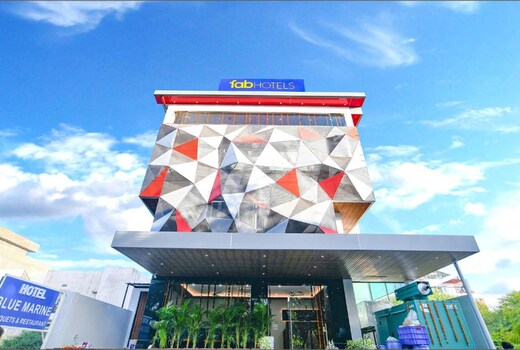 HOTEL BLUE MARINE