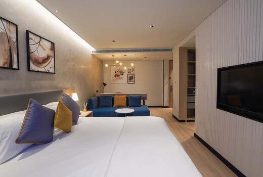 Luxury 4 Studio Manyata Tech Park Orchid Parc