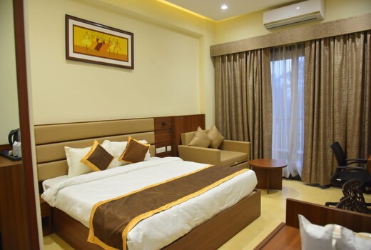 Airport Suites