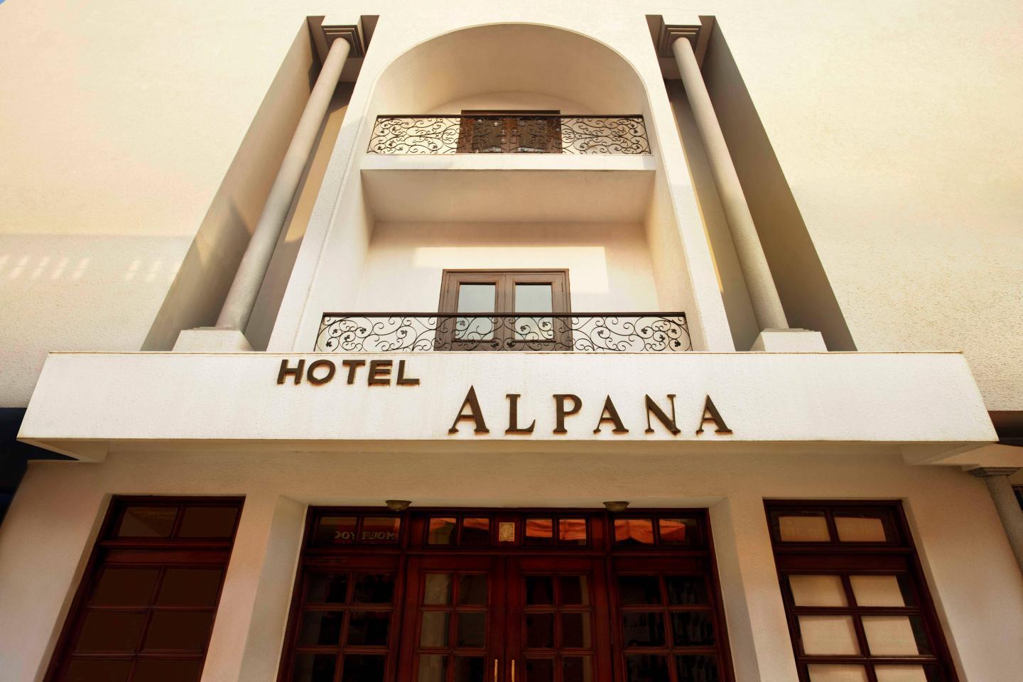 Hotel Alpana @ Har ki Pauri Road
