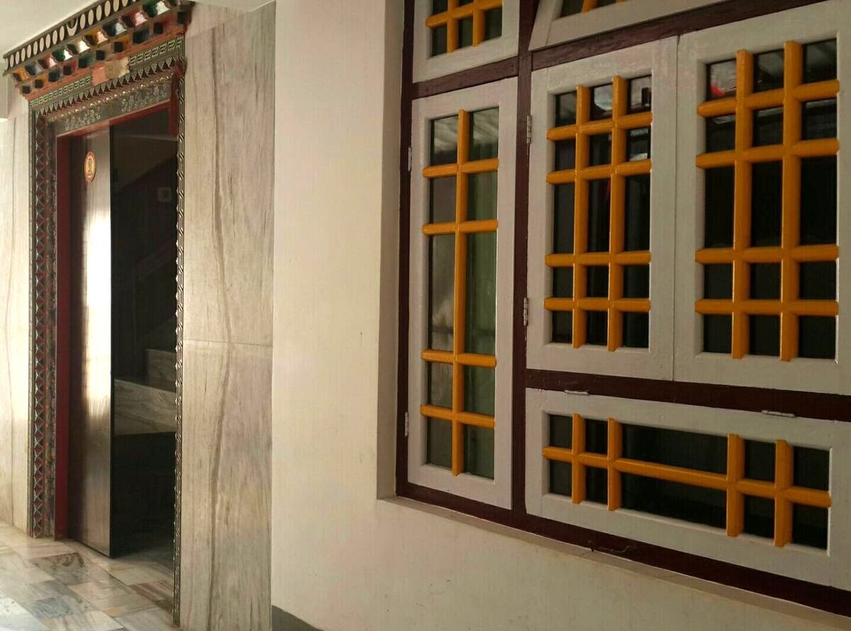 Main gallery