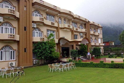 IMPERIAL HEIGHTS BY NIRVANA