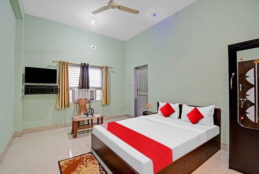 Hotel O M Residency