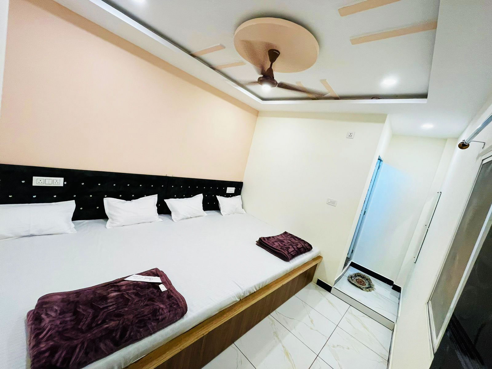 Hotel Mahakal Naman Palace