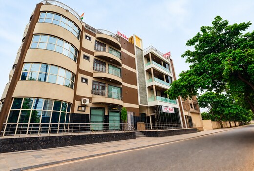 Hotel Vrinda Palace