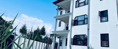 The Aastana- Villa near Srinagar Airport