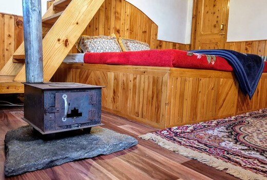 Lazy Bear Homes