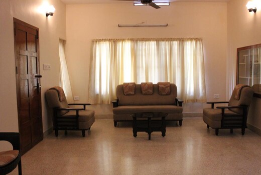 ATHITHI HOMES