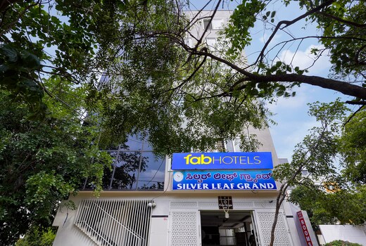 FabHotel Silver Leaf Grand