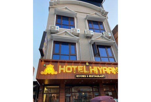 HOTEL HIYAAN