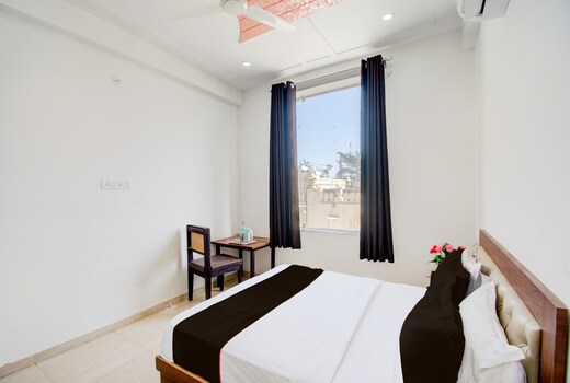 Hotel O Umed Paradise