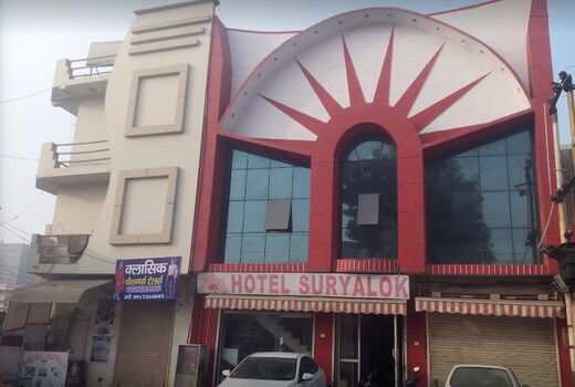 Hotel Surya LoK
