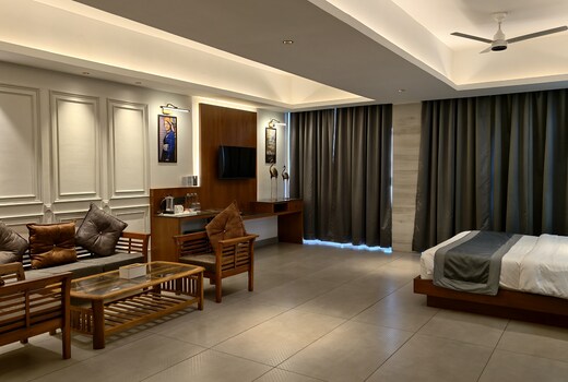 Hotel Ravine Palace
