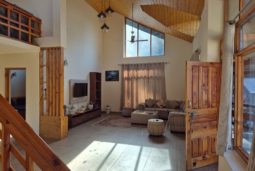 The Prunus Home