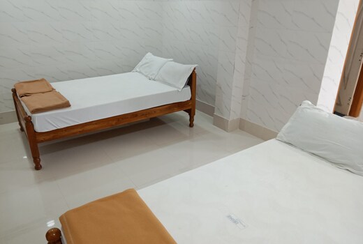 Grand siri hotel and lodge