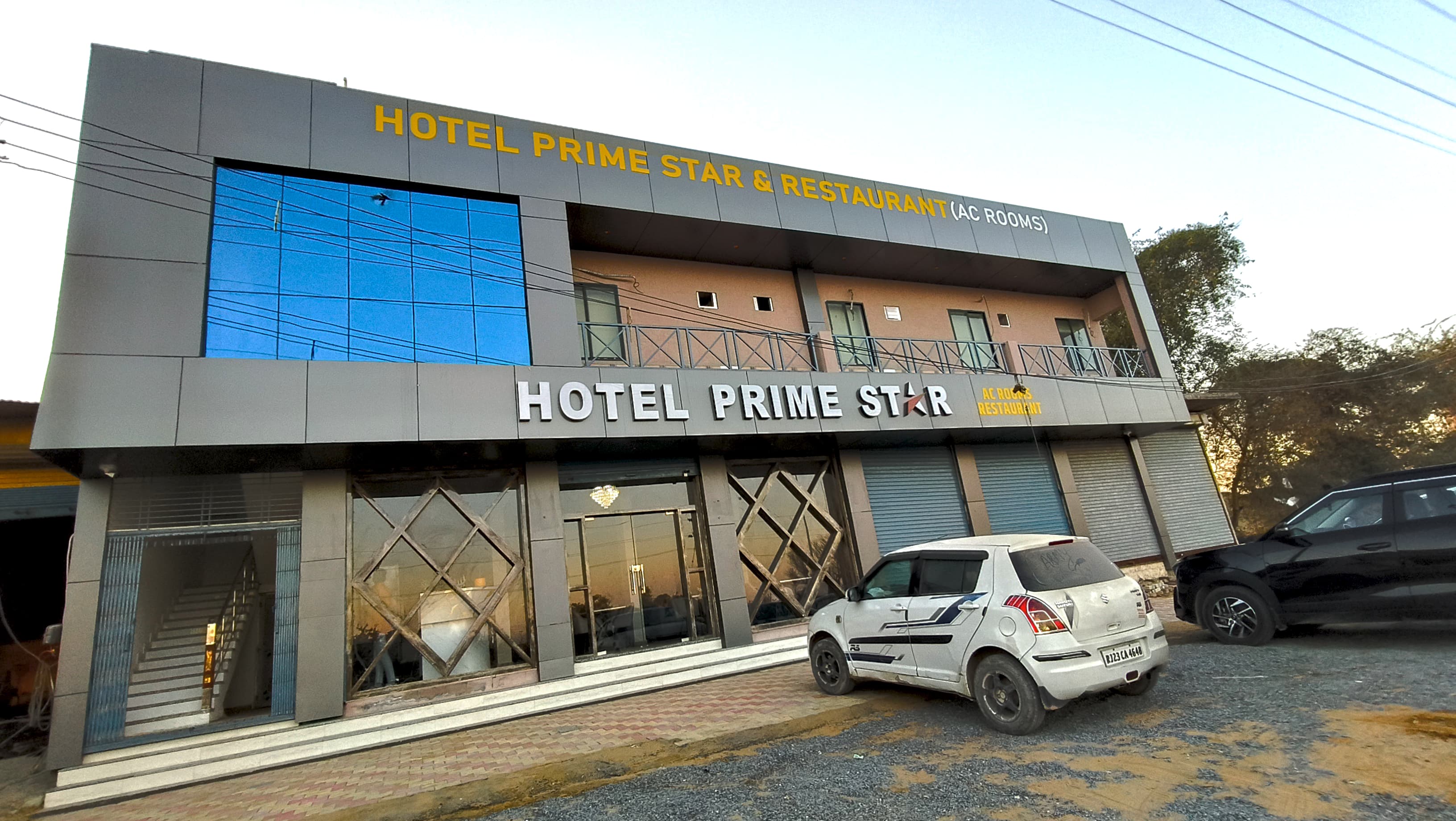 HOTEL PRIME STAR And RESTAURANT