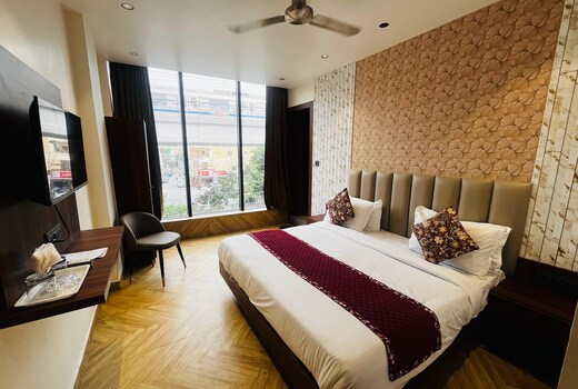 HOTEL BABA'S INN- KIRTI NAGAR