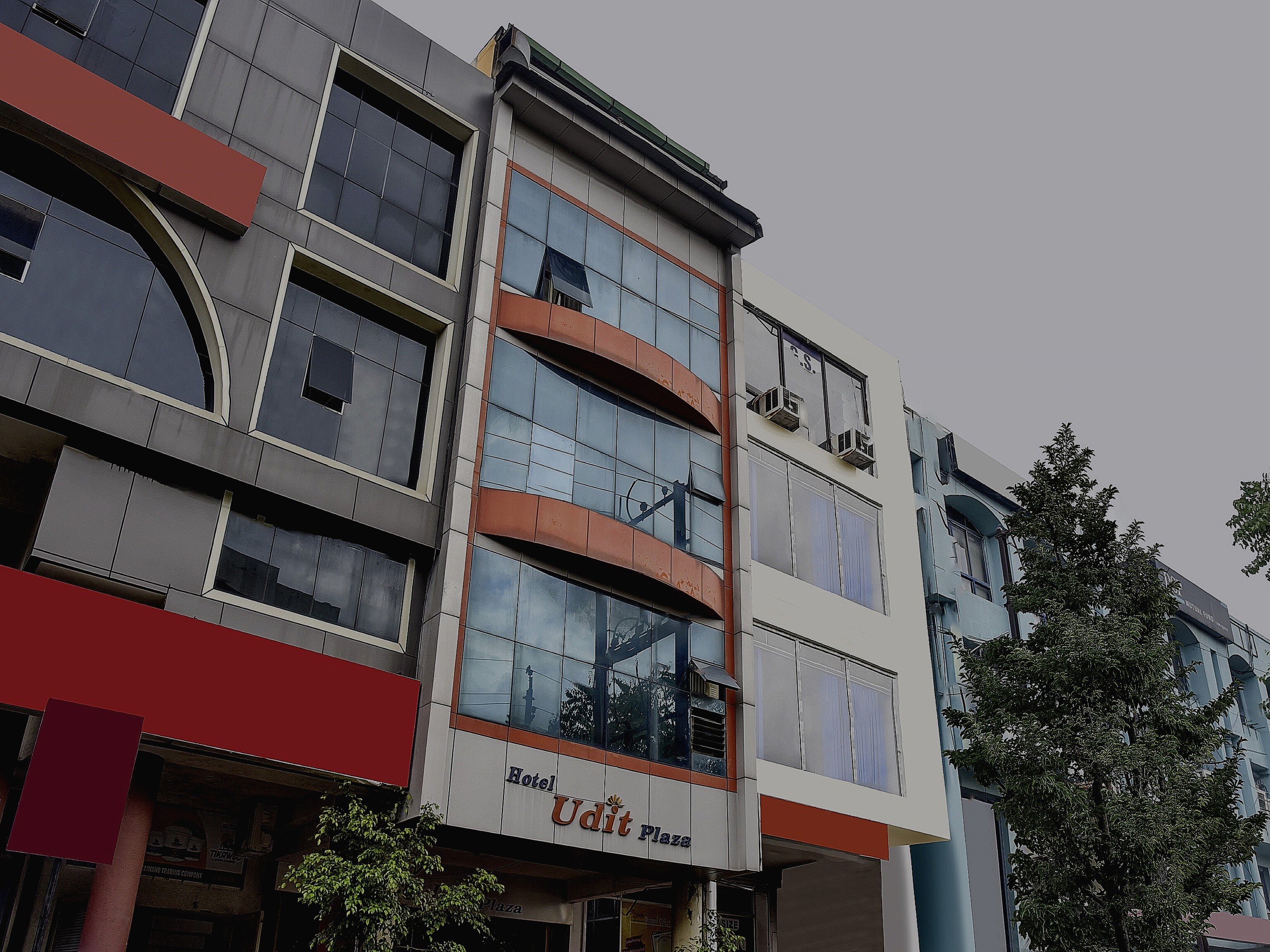 Collection O Udit Plaza