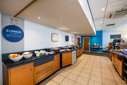 Holiday Inn Express INVERNESS