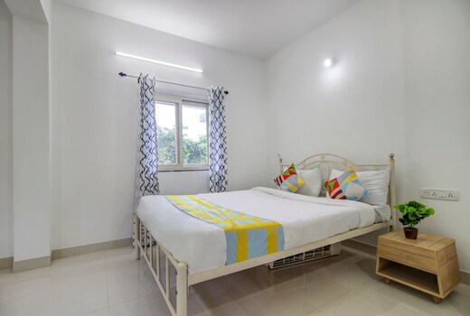 Hotel O Muktesh Chandra
