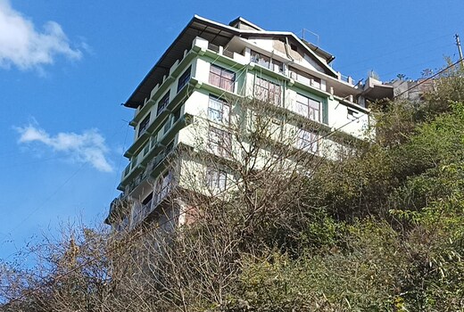 HOTEL D PAL