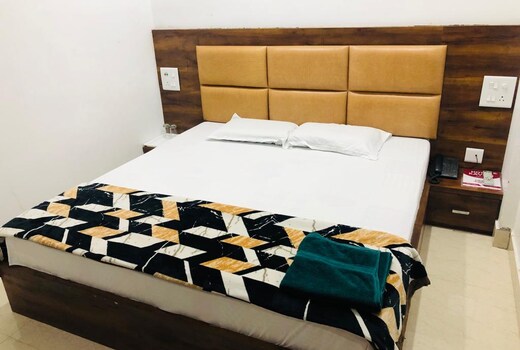HOTEL KAVISH