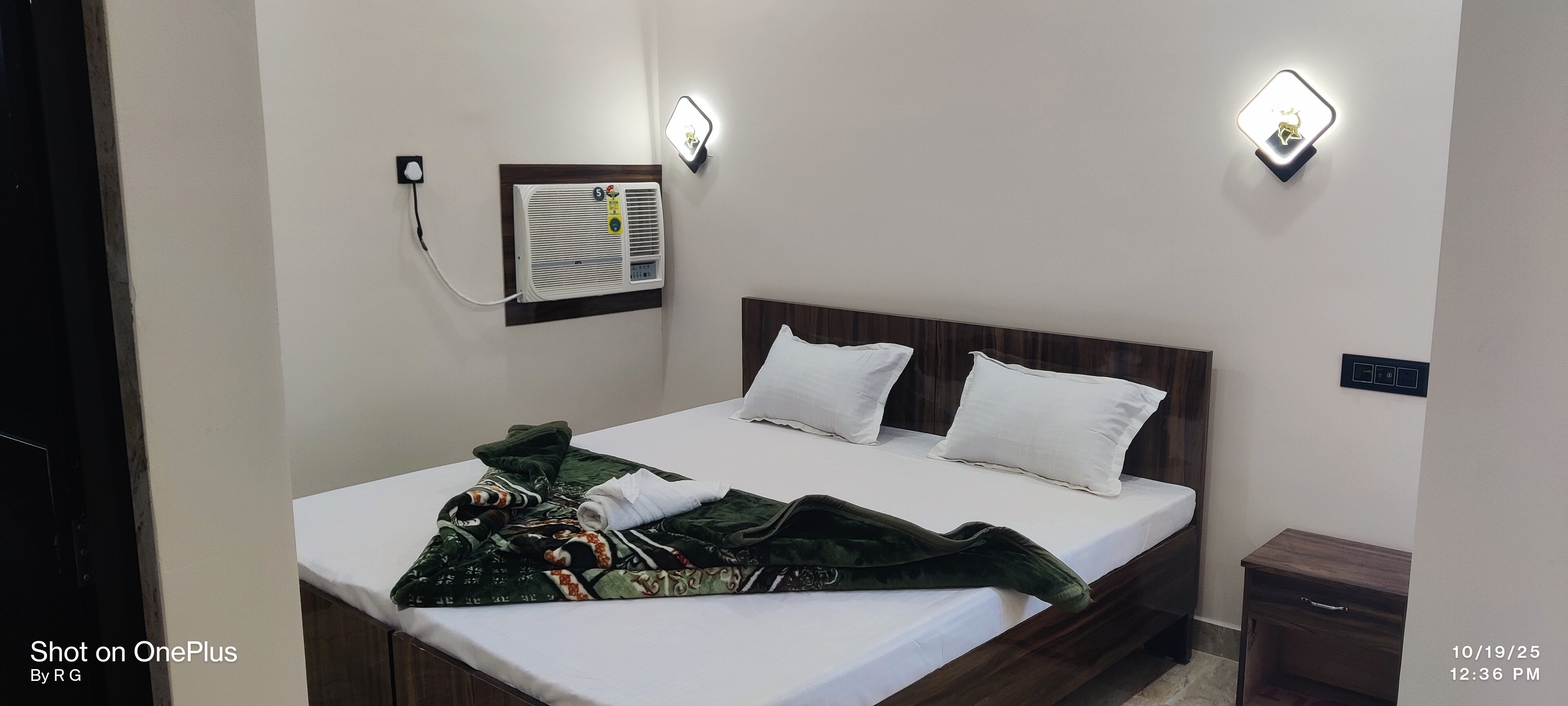 HOTEL R.S PALACE