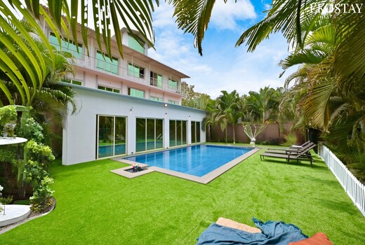 EKOSTAY - Casa Royale 6 BHK Pool Villa