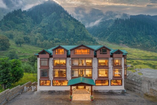 Badar Resorts & Spa by Stay Pattern - Riverside