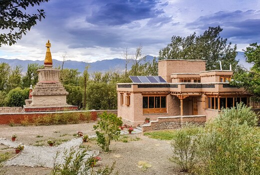 Chulli Bagh Villas