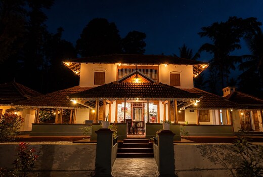 PADMALAYAM HERITAGE VILLA
