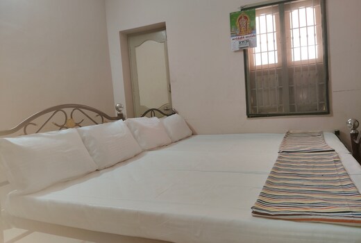 Dheeksha Homestay