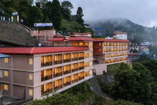Hotel Vishnu Palace