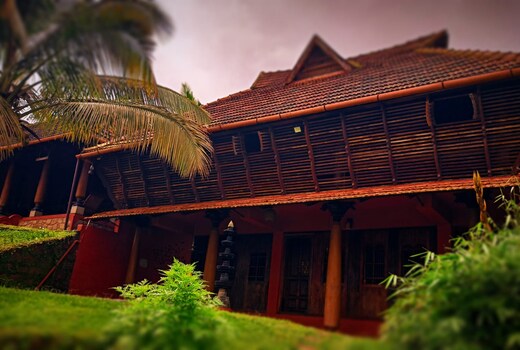 Thejas Resorts