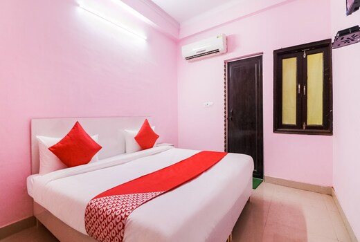 Hotel O Sangam Residency
