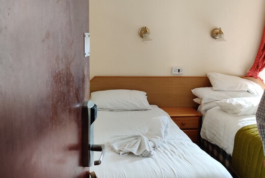 Inglewood Palm Hotel, Abbey Sands Torquay