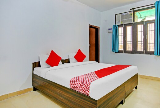 Hotel O Blue Moon Residency