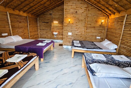 Coconut Tree Guest House and Restaurant (Hampi)