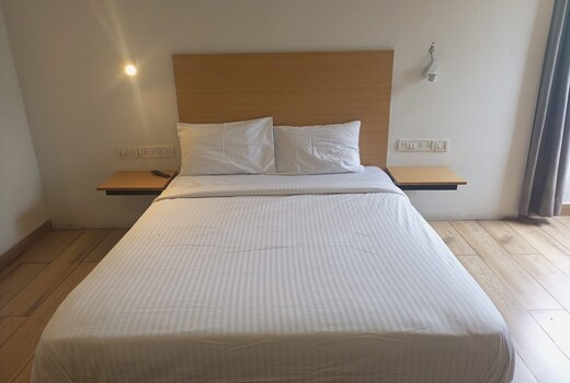 Global Wings Hotel