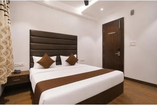 FabHotel Rudraksh Inn