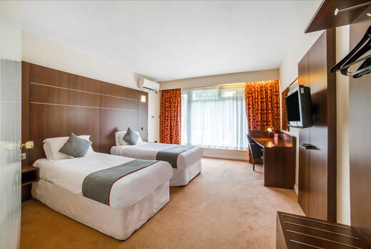 The Bridge House Hotel