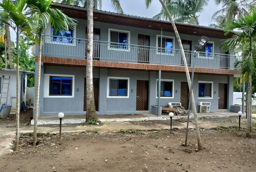 The Elite Resort | Rooms & Pool