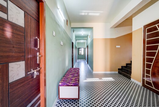SPOT ON Shri Krishna Guest house