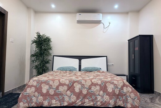 Royal Heaven Homestay