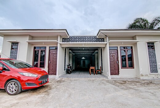 Hotel O Sandira Syariah