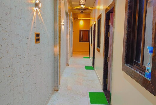 Hotel Shivngan