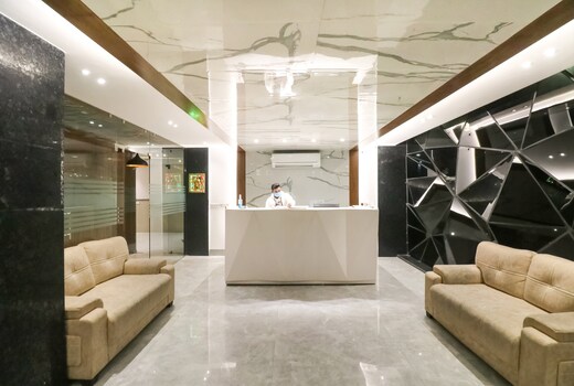 Hotel O by OYO Lax