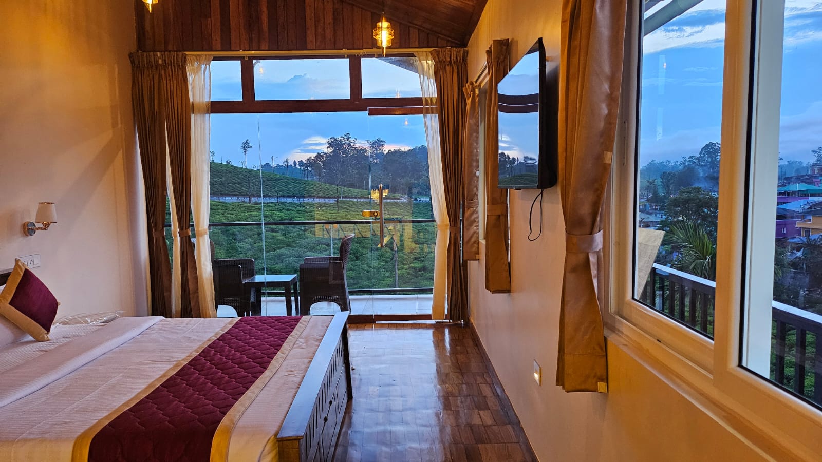 ASR Holidays ,Valparai