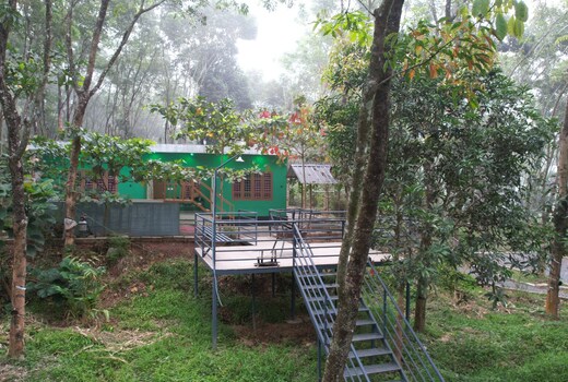GREENFOREST Farm House